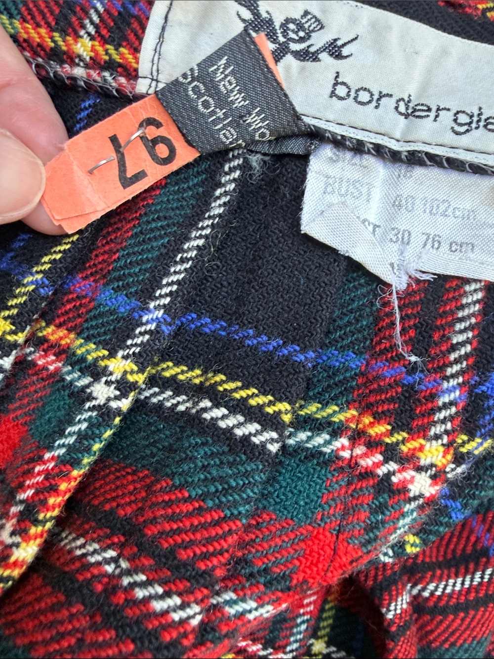 Vintage Classic Tartan Wool Wrap Skirt Pleated in the Back in Navy and Red Plaid - Picture 12 of 12